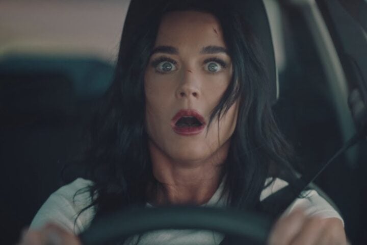 Katy Perry, Bandaids