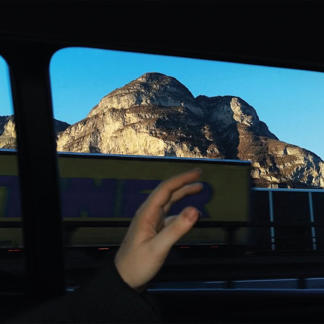 Caroline, Caroline 2