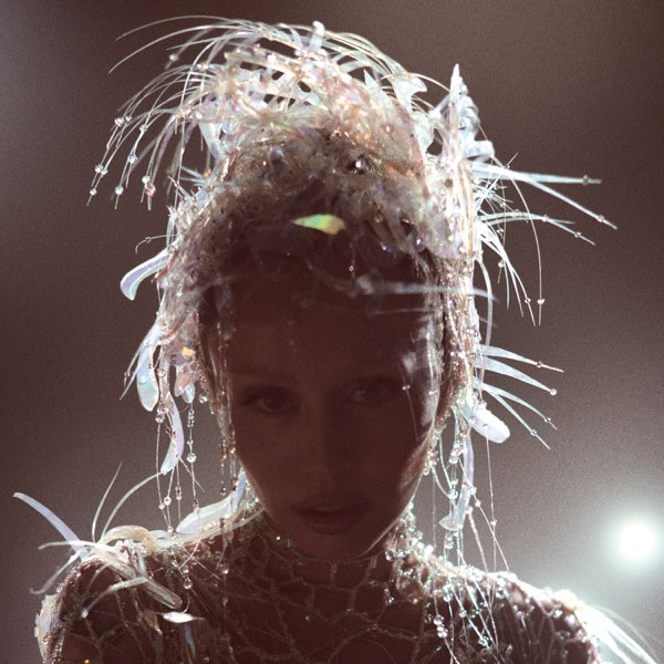 Miley Cyrus, Something Beautiful